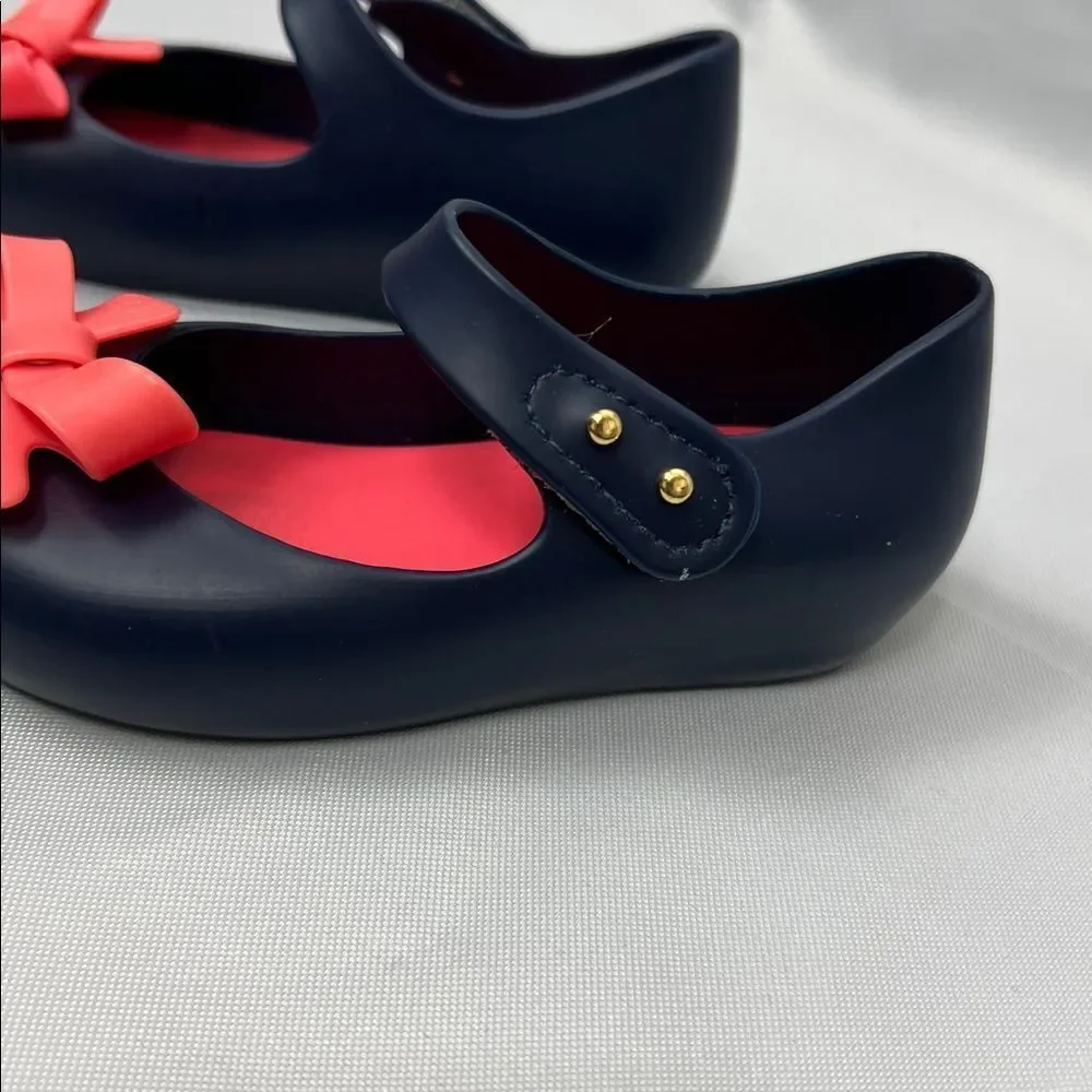 Mini Melissa Ultragirl Navy blue and pink Mary Jane’s size 8 EUC